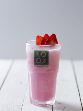 Berry dreamy</br>(strawberry, coconut, beetroot)